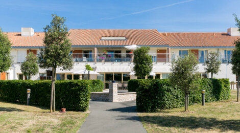 Programme immobilier neuf RESIDENCE LES JARDINS D'OLONNE - Les Sables d’Olonne, investir en résidence seniors rénovée en bord de mer (85100) - Référence : 16399