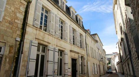 Programme immobilier neuf VILLA PALLADIA - Saintes réhabilitation proche centre ancien (17100) - Référence : 16988